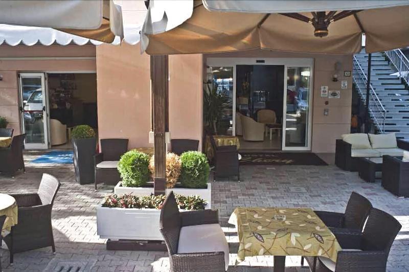 Hotel Chery Milano Marittima Dış mekan fotoğraf